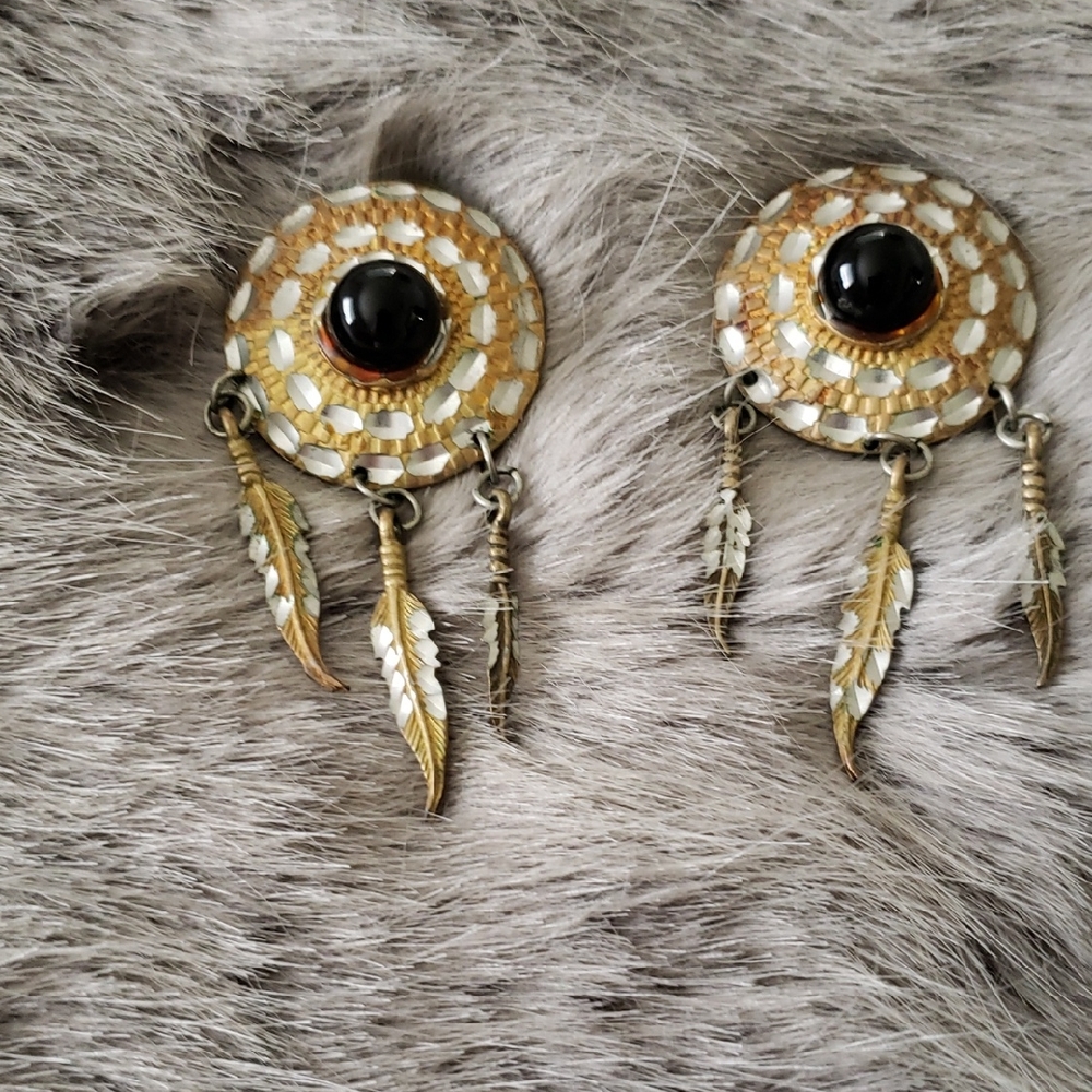 VINTAGE GOLD AND SILVER WITH BLACK ONYX STONE AND DANGLE FEATHER EARRINGS